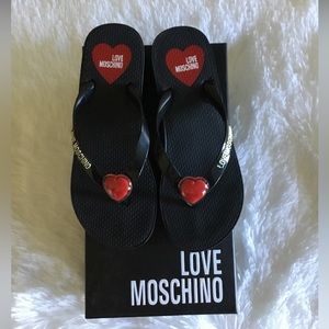 AUTHENTIC LOVE MOSCHINO FLIP FLOPS Size: 6